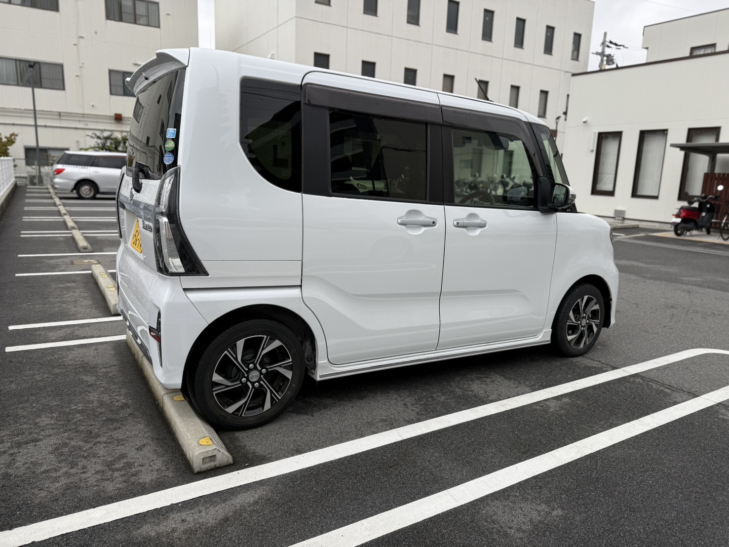 タントカスタム 外装